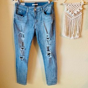 Levi’s Premium Curvy Skinny Jeans 31